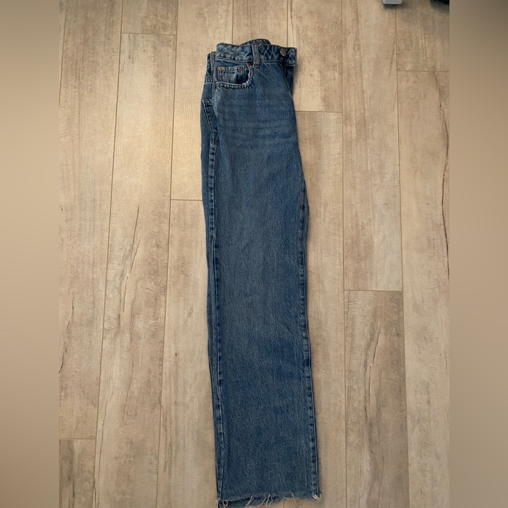 90s Straight Jean